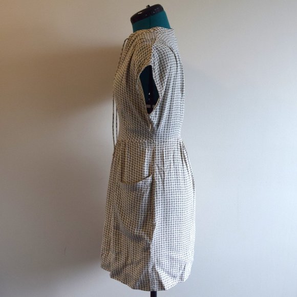 Anthropologie LOVE Print V-Neck Dress with Pockets - Picture 7 of 9